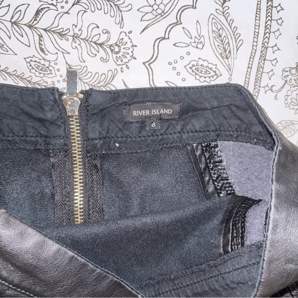 River island skirt - Picture 3 of 3